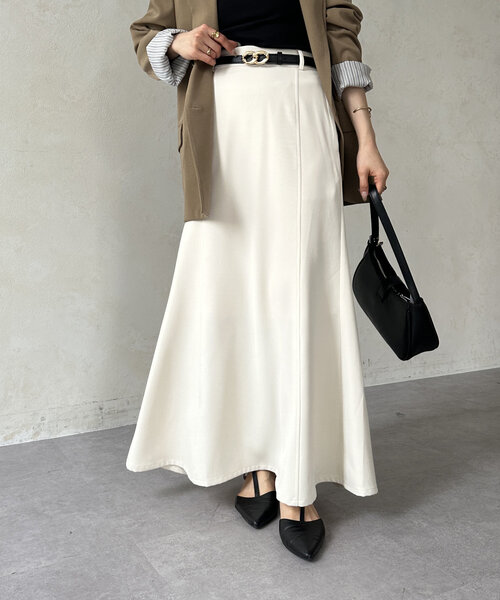Thevon（ゼボン）の「Iラインマーメイドスカート（スカート・レディース・チャコールグレー/アイボリー/ブラック・M/S）」の16枚目の写真