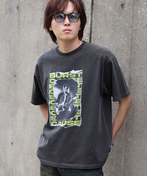 FFEIN(フェイン)の「【FFEIN(フェイン)】ヴィンテージライクバンドTシャツ / 半袖 クルーネック 加工 Tシャツ(Tシャツ/カットソー・メンズ・その他3/その他2/その他1/その他4・SMALL/LARGE/MEDIUM)」の4枚目の写真