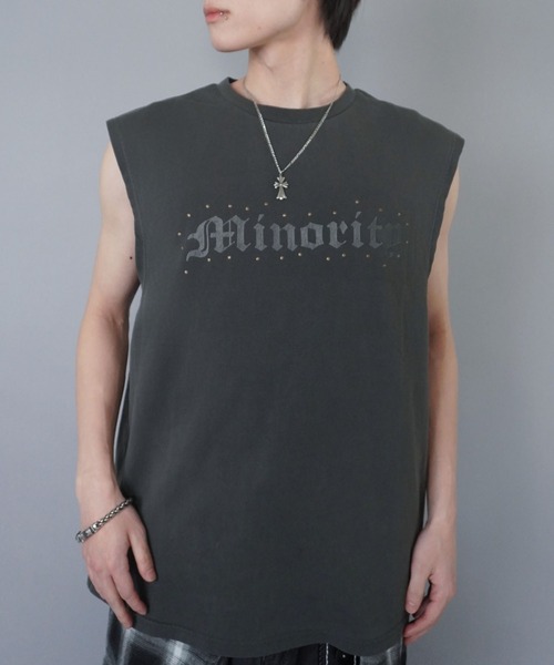 SPINNS（スピンズ）の「ピグメントノースリーブTシャツ/ストーンロゴ（Tシャツ/カットソー・メンズ・グレー/ブラック/ベージュ・ONESIZE）」の2枚目の写真