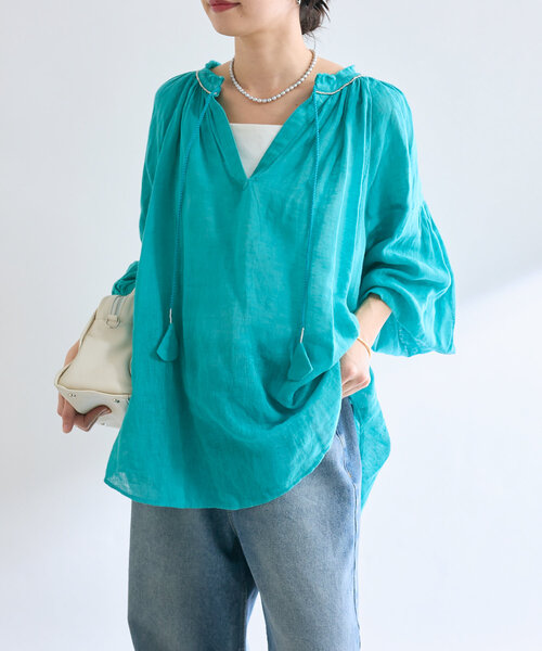 RIVE DROITE(リヴドロワ)の「【à Nice (ア ・ニース)】 ビーズ刺繍ブラウス(シャツ/ブラウス・レディース・オフホワイト/ブルー/オレンジ/レッド/ダークブラウン・FREE)」の4枚目の写真