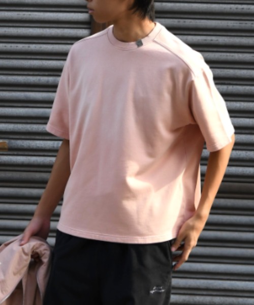 SUPERTHANKS(スーパーサンクス)の「フロッキーバックプリント&オーバーダイ加工 Tシャツ/Sun faded Flocky print Sweat S/S T-shirt(Tシャツ/カットソー・メンズ・ピンク/ブラウン/ブラック・S/M/L)」の3枚目の写真