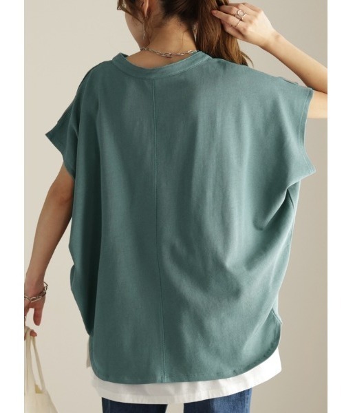 HUG.U(ハグユー)の「ゆる袖口タックTシャツ(Tシャツ/カットソー・レディース・ブラック/ホワイト/モスグリーン・FREE)」の11枚目の写真
