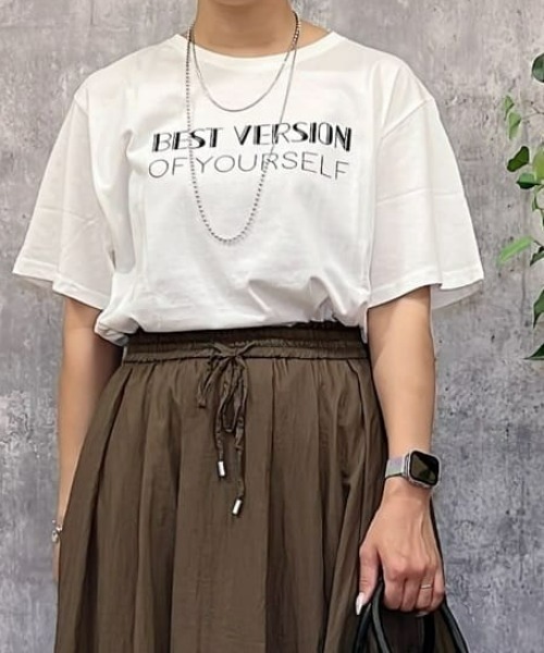 Right-on（ライトオン）の「【HONEYSUCKLE ROSE】ロゴプリントＴ（Tシャツ/カットソー・レディース・オフホワイト/ブラック/ベージュ/その他2/その他1/ダークグレー・M/L）」の6枚目の写真