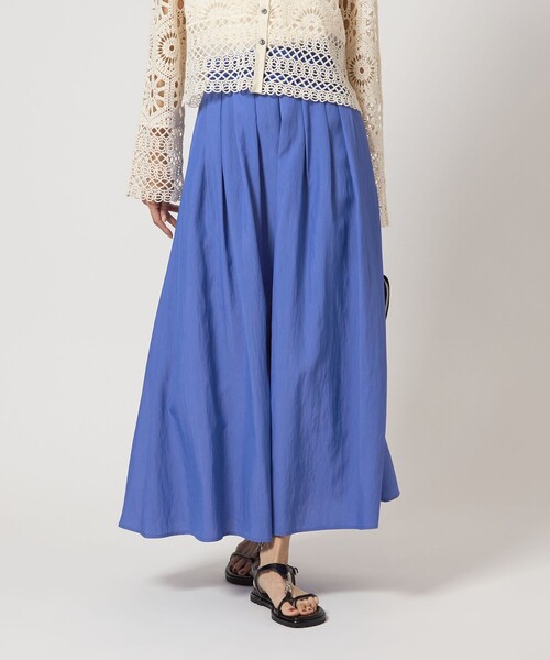 green label relaxing（グリーンレーベルリラクシング）の「フレア スカート -撥水-（スカート・レディース・ブラック/ロイヤルブルー・36/38）」の2枚目の写真