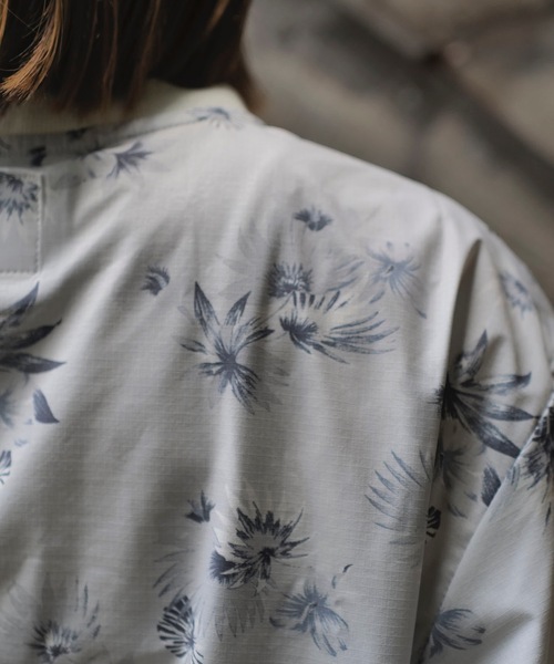 RVCA(ルーカ)の「RVCA メンズ 【UTILITY】 BLOCK TEE Tシャツ 【2025年夏モデル】/ルーカUVケア胸ワンポイント撥水速乾総柄半袖Tシャツ(Tシャツ/カットソー・メンズ・ブルー系その他/グレー系その他/ブラック/キャメル・SMALL/LARGE/MEDIUM/X-LARGE)」の20枚目の写真