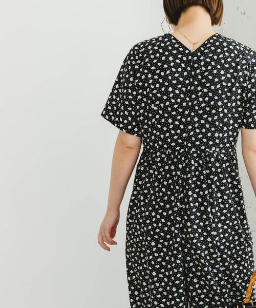 タグ付き新品　ダイアグラム　フラワーサロペット　オールインワン　キナリ セール】F by ROSSO フラワープリントオールインワン（サロペット