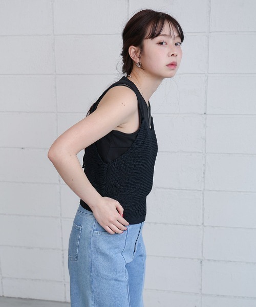 Bab(バブ)の「前後2WAYアメスリリボンニットベスト(ベスト・レディース・アイボリー/ブラック/ピンク・M)」の15枚目の写真