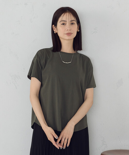 COMME CA ISM(コムサイズム)の「【接触冷感】バックタック Tシャツ(Tシャツ/カットソー・レディース・ホワイト/ブラック/カーキ・MEDIUM/LARGE)」の3枚目の写真