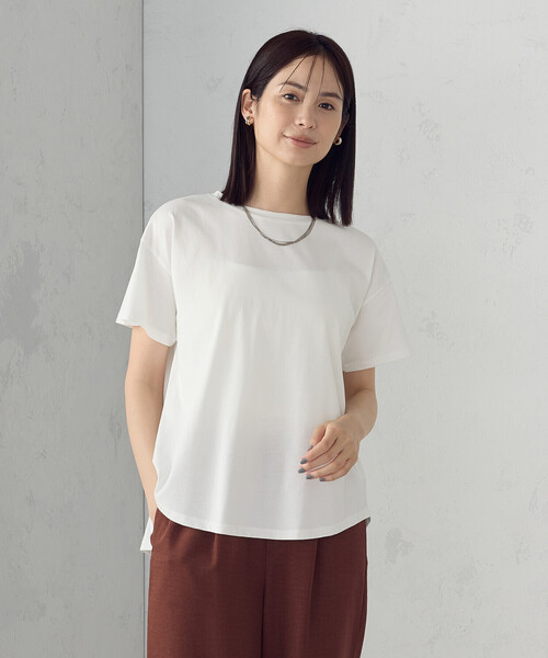 COMME CA ISM(コムサイズム)の「【接触冷感】バックタック Tシャツ(Tシャツ/カットソー・レディース・ホワイト/ブラック/カーキ・MEDIUM/LARGE)」の8枚目の写真