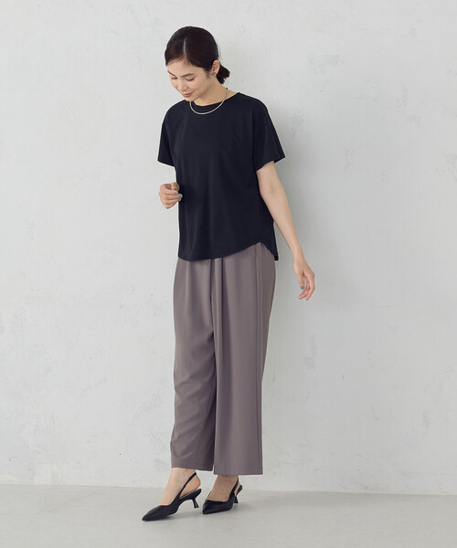 COMME CA ISM(コムサイズム)の「【接触冷感】バックタック Tシャツ(Tシャツ/カットソー・レディース・ホワイト/ブラック/カーキ・MEDIUM/LARGE)」の11枚目の写真