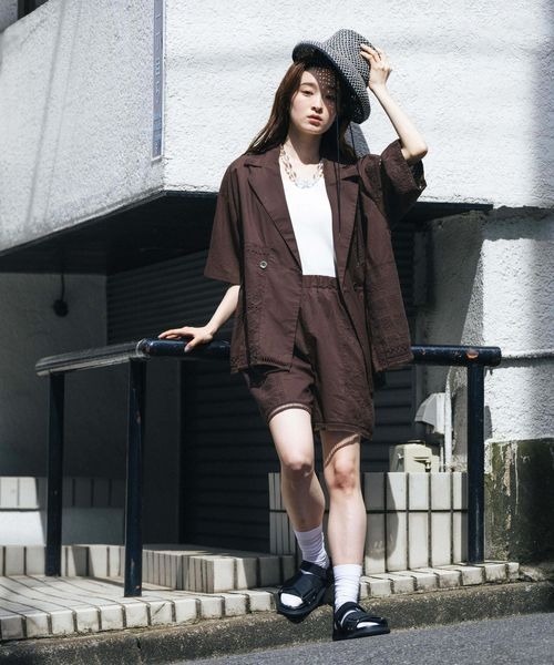 JEANASIS(ジーナシス)の「ヴィンテージクロスフラットサンダル/497857(サンダル・レディース・ブラウン/ブラック・MEDIUM/LARGE)」の3枚目の写真