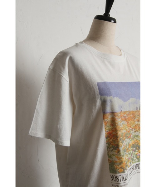 &. NOSTALGIA(アンドドットノスタルジア)の「フラワーフォトプリントTシャツ(Tシャツ/カットソー・レディース・ブラック/オフホワイト・M)」の19枚目の写真
