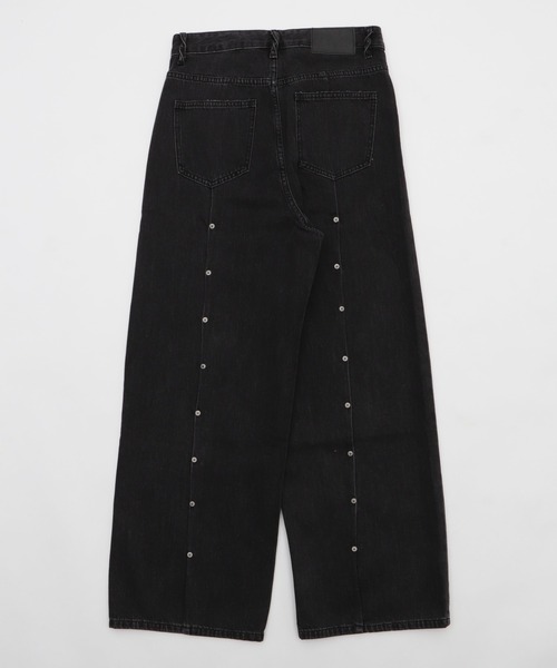 Figments（フィグメンツ）の「センタースイッチスタッズデニム（デニムパンツ・レディース・ブラック・SMALL/MEDIUM）」の3枚目の写真