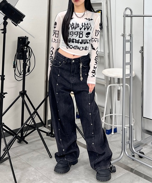 Figments（フィグメンツ）の「センタースイッチスタッズデニム（デニムパンツ・レディース・ブラック・SMALL/MEDIUM）」の14枚目の写真