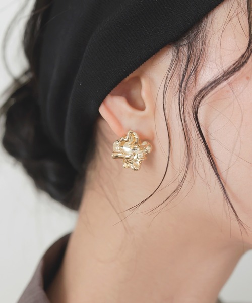 LIAN(リアン)の「ニュアンスモチーフピアス(ピアス(両耳用)・レディース・シルバー/ゴールド・FREE)」の7枚目の写真