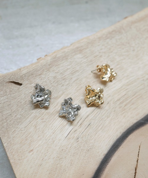 LIAN(リアン)の「ニュアンスモチーフピアス(ピアス(両耳用)・レディース・シルバー/ゴールド・FREE)」の12枚目の写真