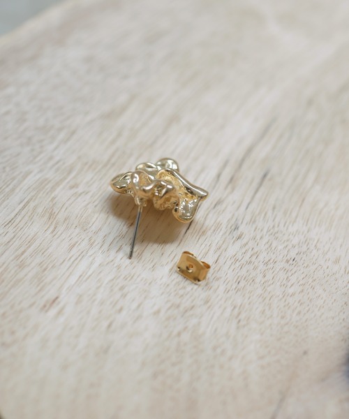 LIAN(リアン)の「ニュアンスモチーフピアス(ピアス(両耳用)・レディース・シルバー/ゴールド・FREE)」の13枚目の写真