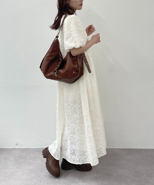 SOBRE フラワーレースワンピース 3色展開】フラワーレースワンピース（ワンピース）｜w closet