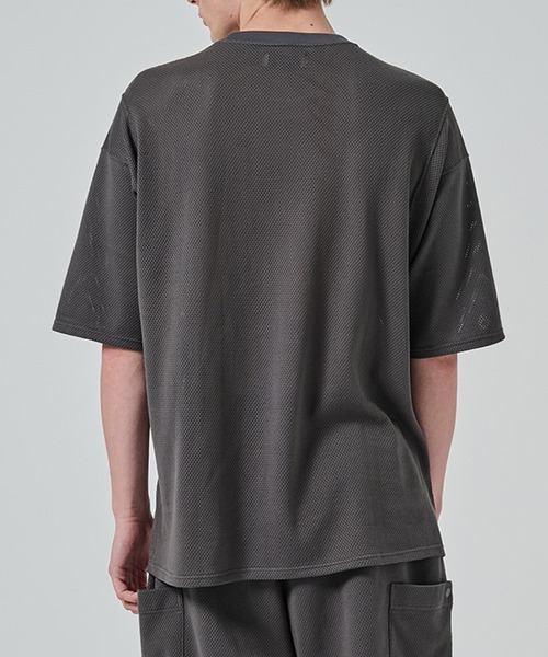 marka（マーカ）の「【MARKA/マーカ】メッシュTシャツ（Tシャツ/カットソー・メンズ・ブラック/グレー・1/2）」の11枚目の写真