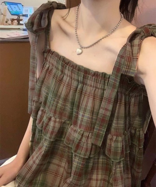 VIBGYOR(ヴィブジョー)の「マドラスチェックフリルキャミ(CZ)(キャミソール・レディース・レッド/ブラウン・MEDIUM/LARGE)」の10枚目の写真