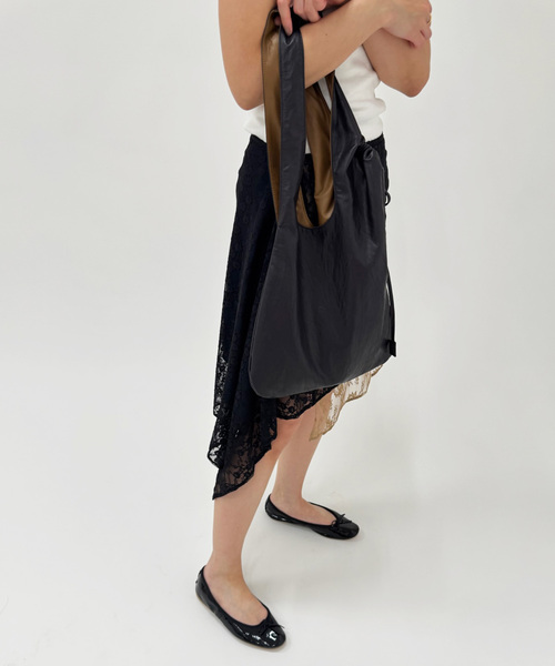 EDIT. FOR LULU（エディットフォールル）の「【Anggae/アンゲ】FLAT BAG（トートバッグ・レディース・ブラウン・FREE）」の3枚目の写真