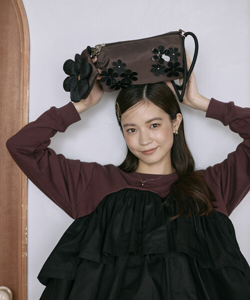 OUTDOOR PRODUCTS(アウトドアプロダクツ)の「OUTDOOR PRODUCTS × Firsthand/アウトドアプロダクツ 別注 FLOWERS ボストンショルダーバッグ(ショルダーバッグ・レディース・ブラック/ブラウン・ONE SIZE)」の14枚目の写真