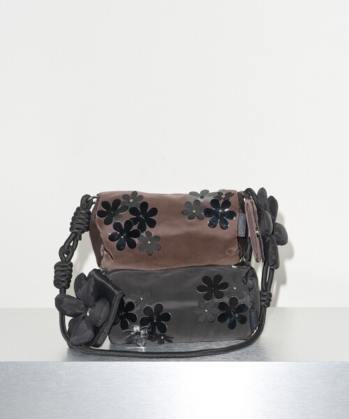 OUTDOOR PRODUCTS(アウトドアプロダクツ)の「OUTDOOR PRODUCTS × Firsthand/アウトドアプロダクツ 別注 FLOWERS ボストンショルダーバッグ(ショルダーバッグ・レディース・ブラック/ブラウン・ONE SIZE)」の19枚目の写真