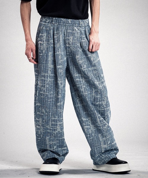 NO ID.（ノーアイディ）の「【NO ID.】JQ Denim Cocoon Pants / JQ デニム コクーン パンツ（デニムパンツ・メンズ・ブルー/ライトブルー・2/1）」の2枚目の写真