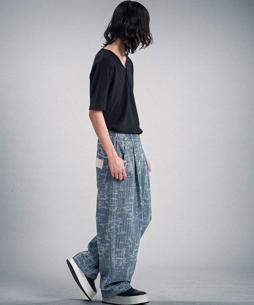NO ID.（ノーアイディ）の「【NO ID.】JQ Denim Cocoon Pants / JQ デニム コクーン パンツ（デニムパンツ・メンズ・ブルー/ライトブルー・2/1）」の15枚目の写真