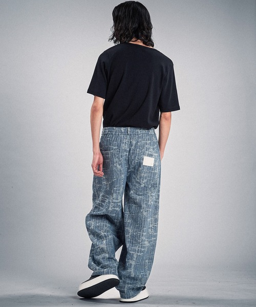 NO ID.（ノーアイディ）の「【NO ID.】JQ Denim Cocoon Pants / JQ デニム コクーン パンツ（デニムパンツ・メンズ・ブルー/ライトブルー・2/1）」の16枚目の写真