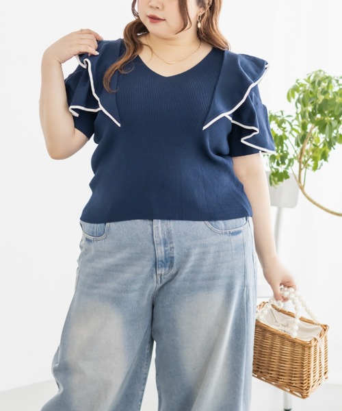 CLETTE(クレット)の「配色ラインフリルニット(ニット/セーター・レディース・ブラック/ネイビー・LL/3L/4L)」の3枚目の写真