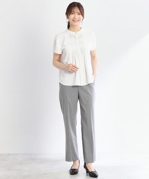 Reflect(リフレクト)の「【インナーに◎/すっきり見え!長め丈】タックデティールブラウス(シャツ/ブラウス・レディース・アイボリー/ブラック/ベージュ・09/07/15 /17/13/11)」の5枚目の写真