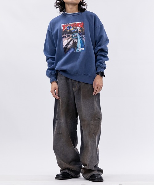 THRASHER（スラッシャー）の「【at】〔THRASHER/スラッシャー〕裏起毛 マガジンプリント ピグメントスウェット（スウェット・メンズ・ネイビー/チャコールグレー/グレー/ブラウン・MEDIUM/LARGE）」の12枚目の写真