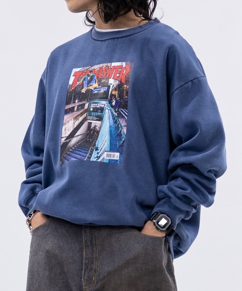 THRASHER（スラッシャー）の「【at】〔THRASHER/スラッシャー〕裏起毛 マガジンプリント ピグメントスウェット（スウェット・メンズ・ネイビー/チャコールグレー/グレー/ブラウン・MEDIUM/LARGE）」の10枚目の写真