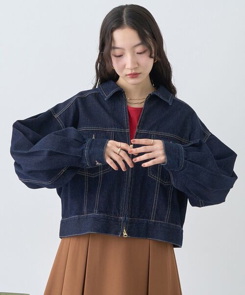 earth music&ecology(アースミュージックアンドエコロジー)の「ショートジップデニムジャケット(デニムジャケット・レディース・ライトインディゴブルー/インディゴブルー・FREE)」の17枚目の写真