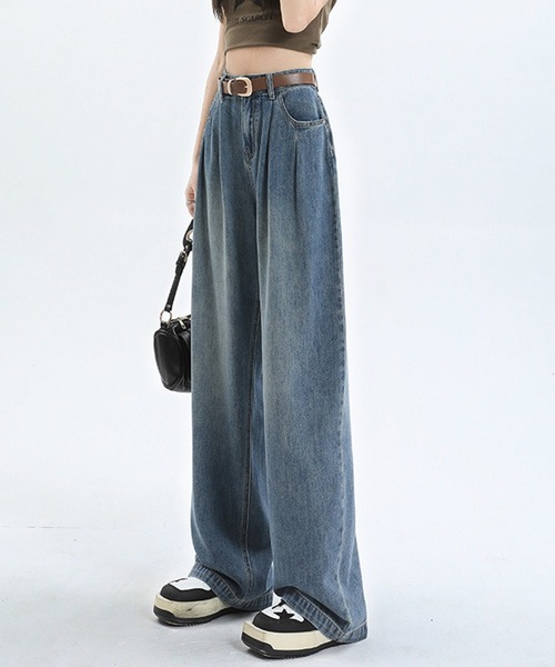 MAISON SELECT(メゾンセレクト)の「7E14 タック付きストレート フェードパンツ ルーズシルエット(デニムパンツ・レディース・ブルー・S/M/L/XL)」の2枚目の写真