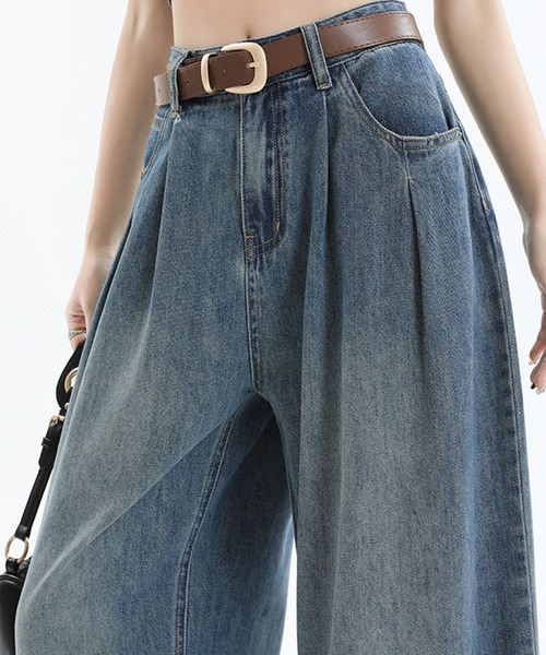 MAISON SELECT(メゾンセレクト)の「7E14 タック付きストレート フェードパンツ ルーズシルエット(デニムパンツ・レディース・ブルー・S/M/L/XL)」の4枚目の写真