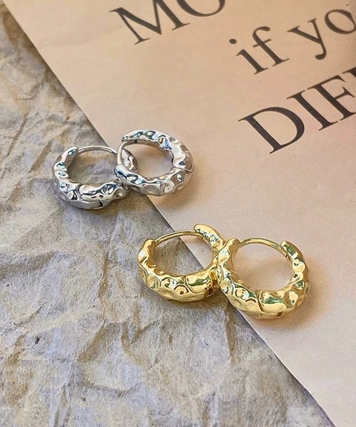 shopnikoniko（ショップニコニコ）の「凸凹テクスチャー リングフープピアス（ピアス（両耳用）・レディース・シルバー/ゴールド・フリー）」の12枚目の写真