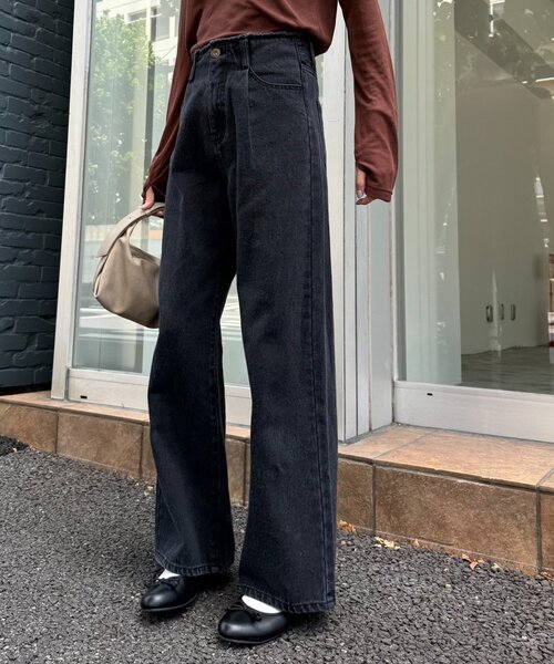 WILLOW（ウィロー）の「【willow】断ち切りワイドデニム（デニムパンツ・レディース・ベージュ/ブラック・ONE SIZE）」の22枚目の写真