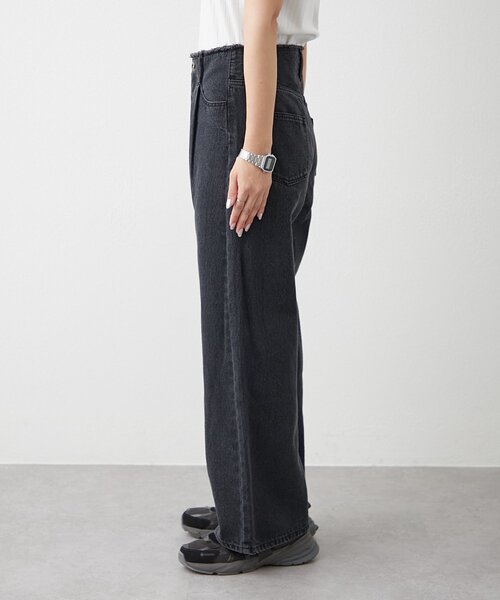 WILLOW（ウィロー）の「【willow】断ち切りワイドデニム（デニムパンツ・レディース・ベージュ/ブラック・ONE SIZE）」の7枚目の写真