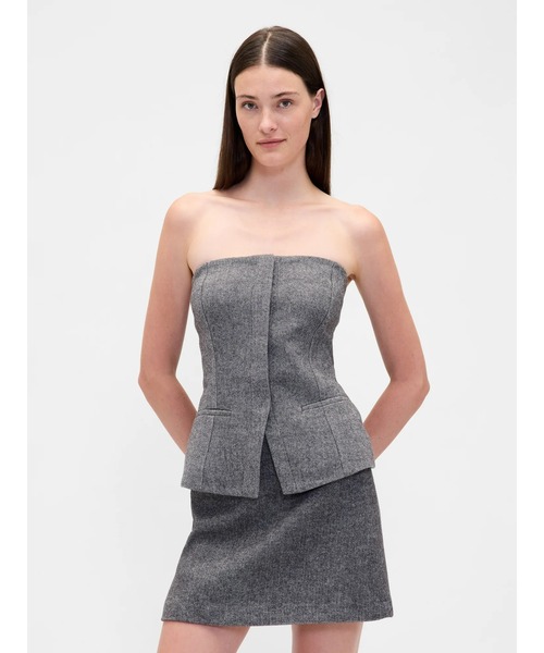GAP(ギャップ)の「ストラップレス バイストレッチ コルセットトップス(ベスト・レディース・ブラック/グレー・XS/S/M/L/XXS)」の2枚目の写真