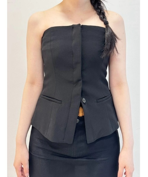 GAP(ギャップ)の「ストラップレス バイストレッチ コルセットトップス(ベスト・レディース・ブラック/グレー・XS/S/M/L/XXS)」の4枚目の写真