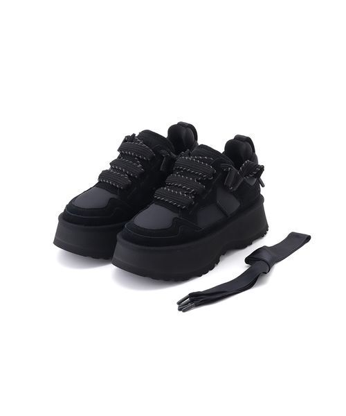 UGG（アグ）の「【UGG】W ASTROMEL（スニーカー・レディース・ブラック・24/23/25）」の2枚目の写真