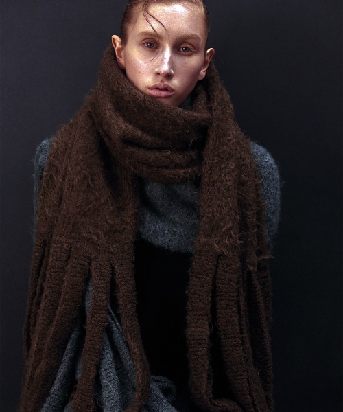 UN3D.（アンスリード）の「BIG FRINGE MUFFLER / ビッグフリンジマフラー（マフラー・レディース・キャメル/グレー/ブラック・FREE）」の3枚目の写真