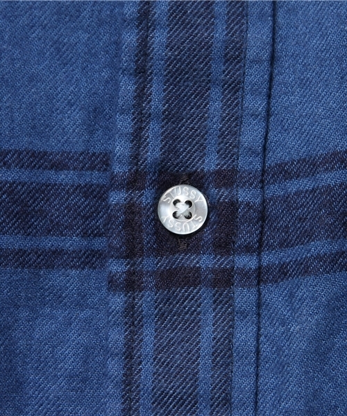 STUSSY(ステューシー)の「SS Standard Brushed Indigo Flannel Shirt(シャツ/ブラウス・メンズ・ネイビー/グレー/レッド・MEDIUM/SMALL/LARGE/X-LARGE)」の9枚目の写真