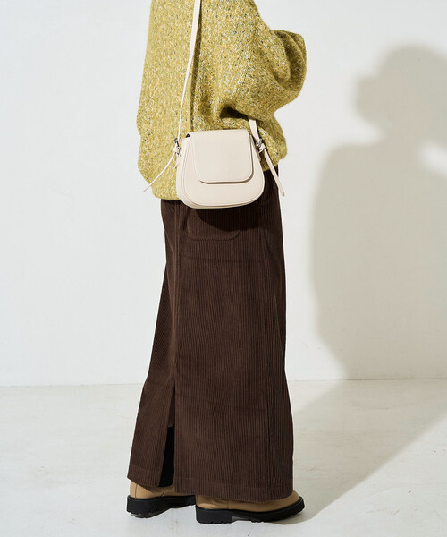 FREAK'S STORE(フリークスストア)の「限定展開 カット コーデュロイ スリット イージー スカート(スカート・レディース・ブラウン/ピンク/ベージュ/ブラック/ナチュラル/ブルー・SMALL/MEDIUM)」の16枚目の写真