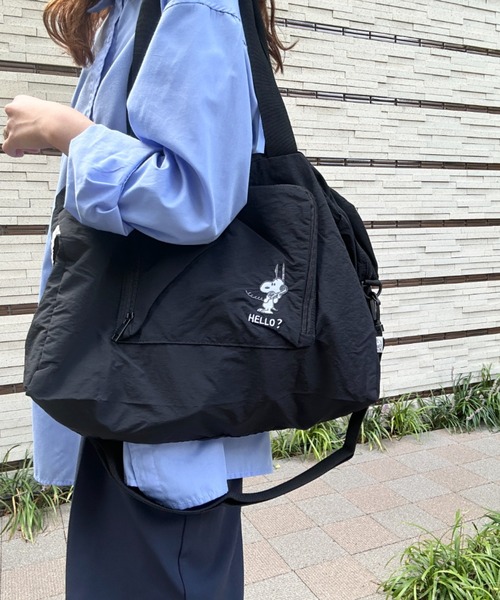 PEANUTS(ピーナッツ)の「PEANUTS/ピーナッツ VINTAGE TRAVEL スヌーピー パッカブルボストンバッグ(ボストンバッグ・レディース・ライトグレー/ブラック・ONE SIZE)」の1枚目の写真