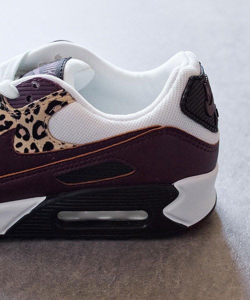 NIKE(ナイキ)の「(NIKE)AIRMAX 90(スニーカー・レディース・バーガンディー・25cm/23cm/24cm)」の5枚目の写真