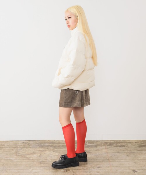 FRED PERRY(フレッドペリー)の「FRED PERRY / Raglan Sleeve Padded Jacket(ブルゾン・レディース・オフホワイト/ブラック・10)」の8枚目の写真