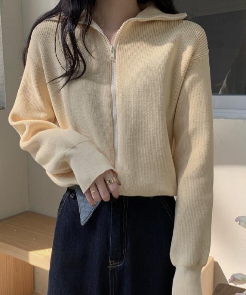 cammie(キャミー)の「フロントジップニット(ニット/セーター・レディース・ピンク/ブラック/アイボリー/グレー・F)」の5枚目の写真